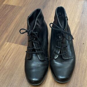 St John’s Bay Black Leather Ankle Boots